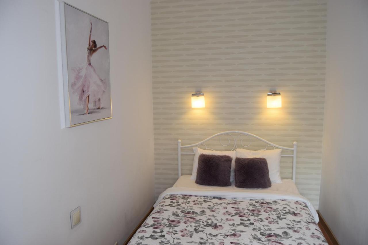 Apartment Be My Guest - Krucza Elegant - Rondo De Gaulle'a Center Of Metro Wi-fi Breakfast Warsaw