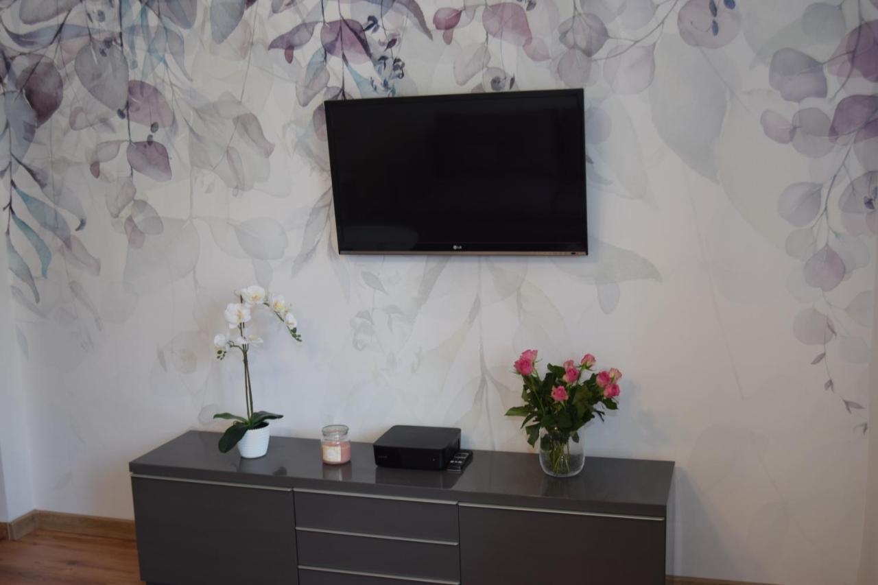 Be My Guest - Krucza Elegant - Rondo De Gaulle'a Center Of Metro Wi-fi Breakfast * Warsaw