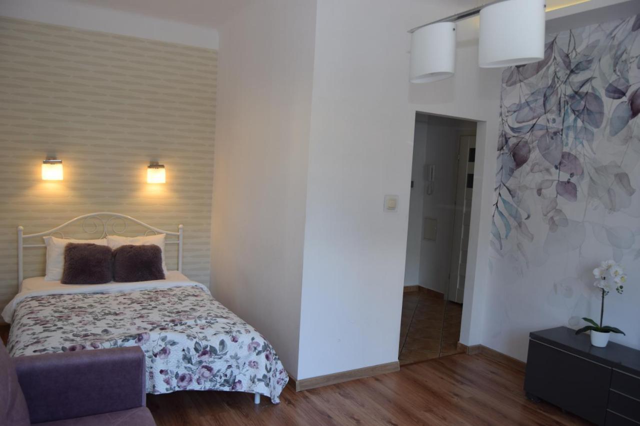 Apartment Be My Guest - Krucza Elegant - Rondo De Gaulle'a Center Of Metro Wi-fi Breakfast *