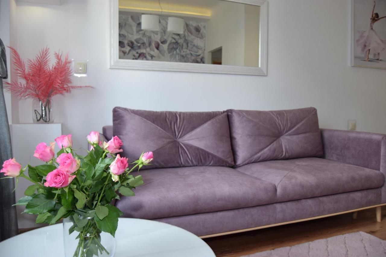 Apartment Be My Guest - Krucza Elegant - Rondo De Gaulle'a Center Of Metro Wi-fi Breakfast