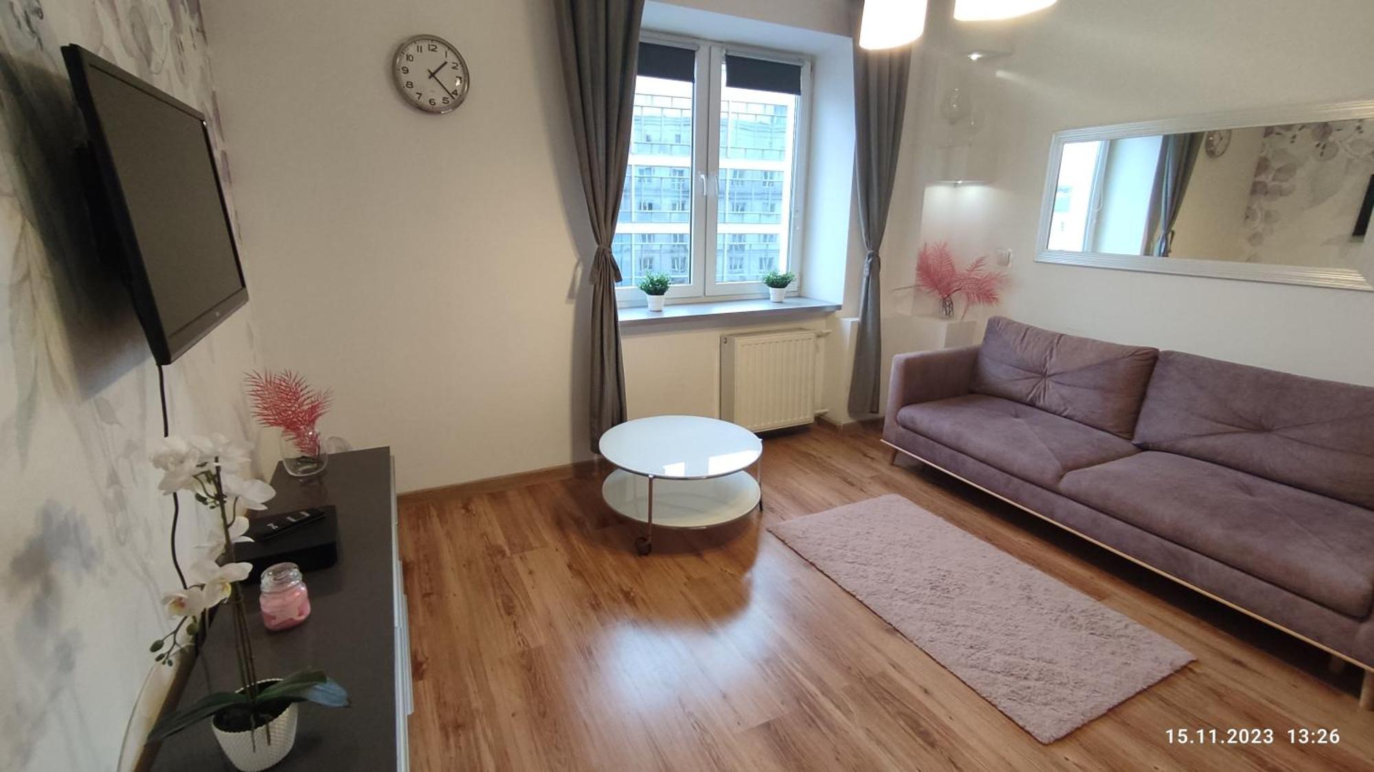 Be My Guest - Krucza Elegant - Rondo De Gaulle'a Center Of Metro Wi-fi Breakfast Apartment Warsaw